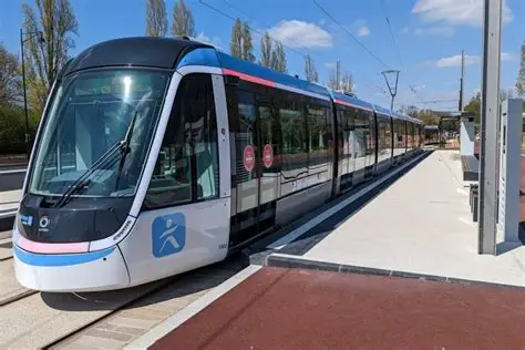 T10 tram